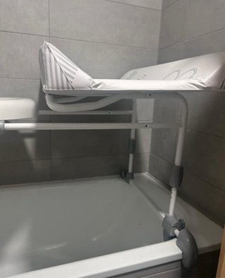 Bañera cambiador bebé marca Brevi