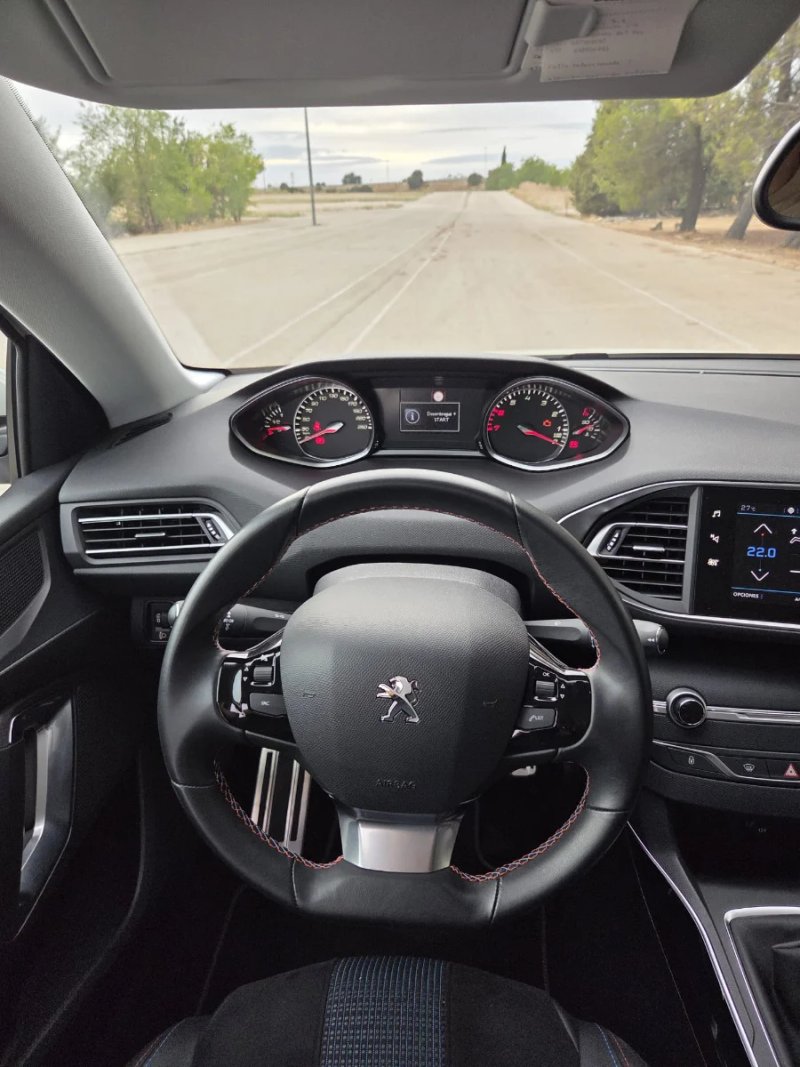 Peugeot 308 2020, foto 7