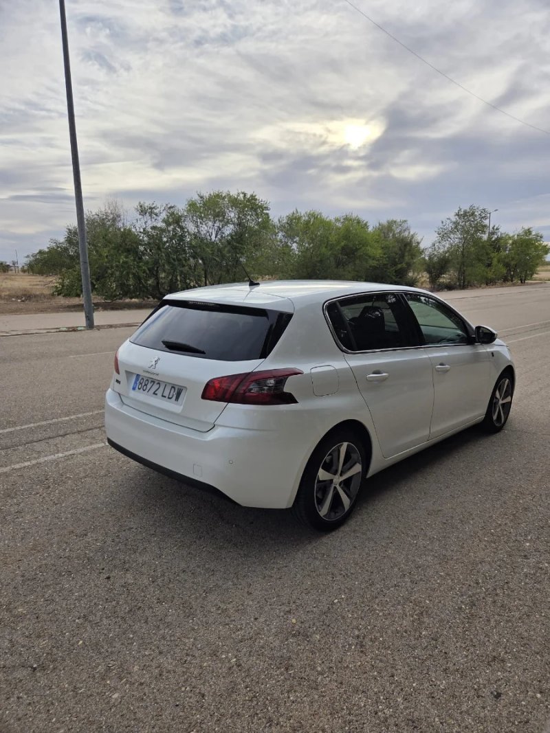 Peugeot 308 2020, foto 12