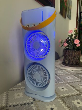 Ventilador Doble Spray Portátil