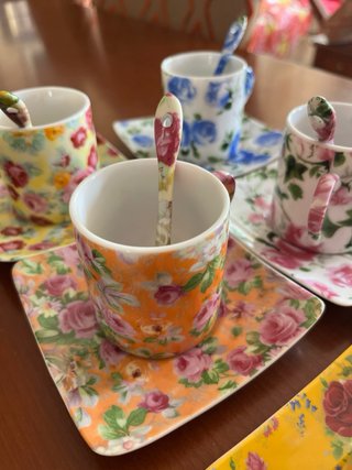 Juego Tacitas Porcelana Flores