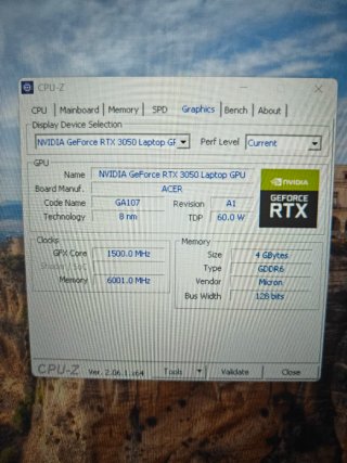 Acer Nitro 5 - i5-10300H / RTX 3050 / 16GB RAM