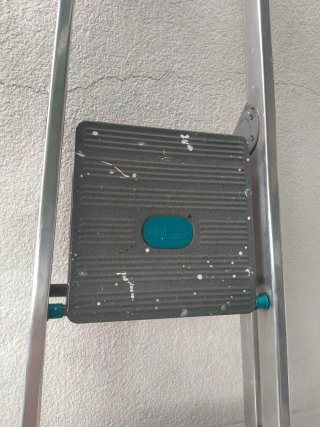 Escalera aluminio 7 peldaños