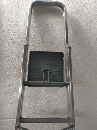 Escalera aluminio 7 peldaños