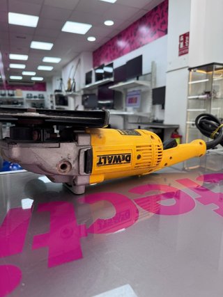 Radial dewalt d28490