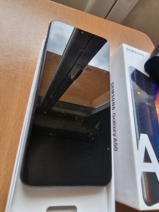 Samsung Galaxy A50