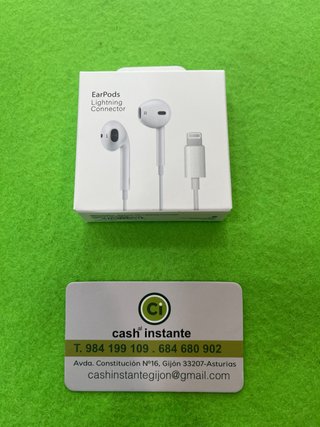 EARPODS LIGHTHING CONNECTOR