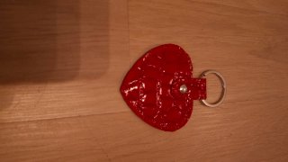 Pack: Bolsito, Monedero y Llavero Rojo Texturizado