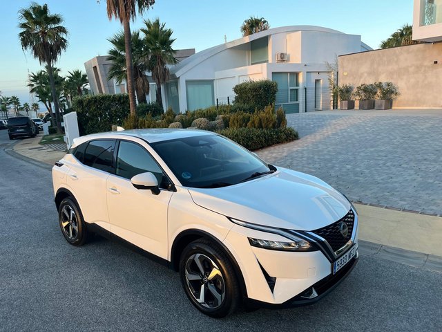 NISSAN NCONNECTA 2023 AUTOMÁTICA 158CV