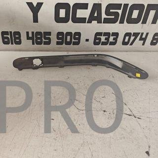 MOLDURA PARACHOQUE DELANTERO DERECHO MERCEDES