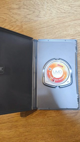 PES 6 Pro Evolution Soccer PSP Konami