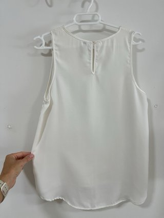 Blusa sin mangas blanca