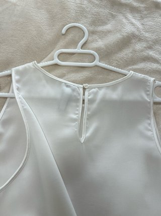 Blusa sin mangas blanca