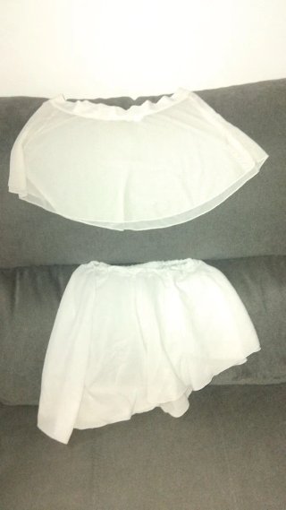 Conjunto 2 faldas danza cortas blancas Talla 12/14