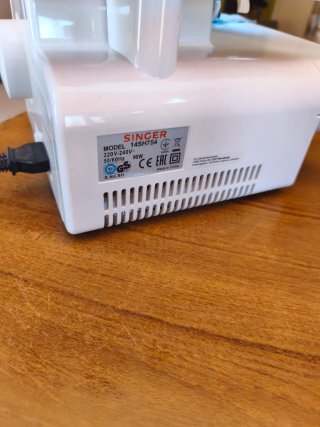 Remalladora Overlock Singer