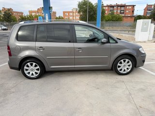 * Volkswagen Touran 2.0TDi*140CV*5 PLAZAS*