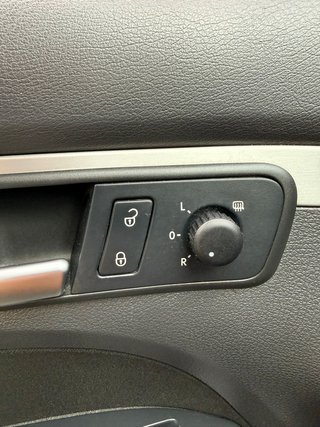 * Volkswagen Touran 2.0TDi*140CV*5 PLAZAS*
