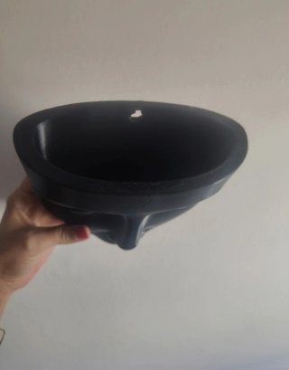 Jarrón Cara Negro Plástico