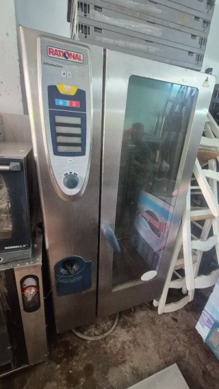 Horno Rational SelfCooking Center