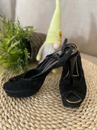Zapatos de tacón negros talla 39