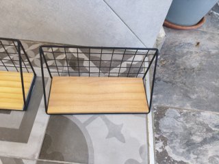 Scaffali decorativi piccoli in metallo e legno
