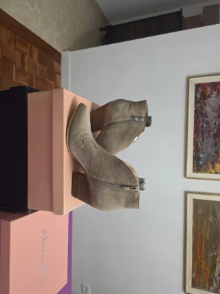 Botines Cowboy Beige/Plata. PIEL.