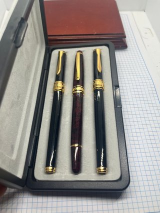 Set di 3 penne stilografiche con astuccio nuovo