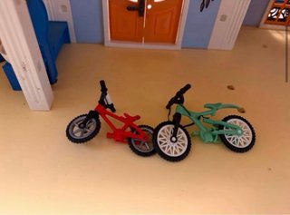 Casa de muñecas Playmobil con accesorios