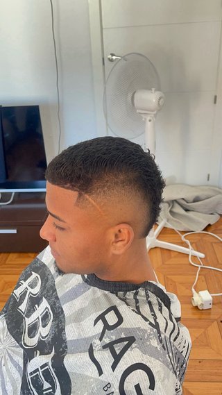 Corte de pelo con diseño
