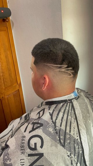 Corte de pelo con diseño