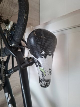 Bicicleta BMX Negra