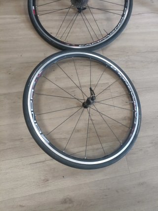 Ruedas Campagnolo Zonda Zapatas
