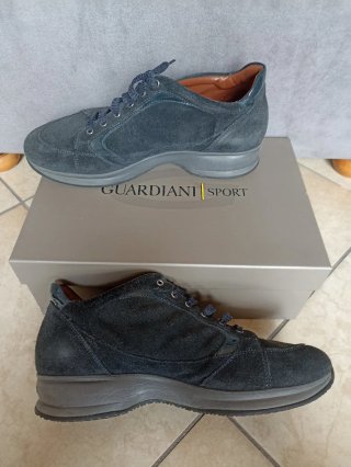 Scarpe donna Guardiani blu camoscio 40
