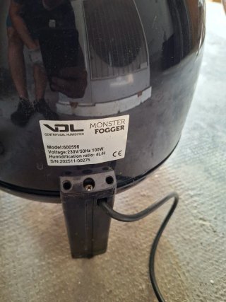 1 Humidificador Monster Fogger