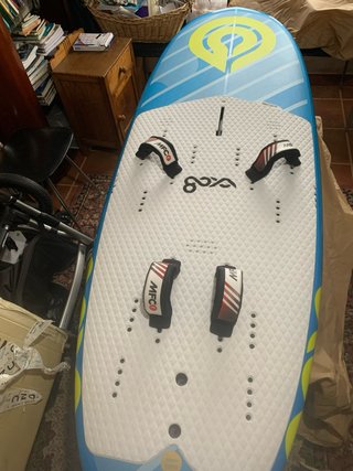 Tabla Goya Airbolt 135l con foil