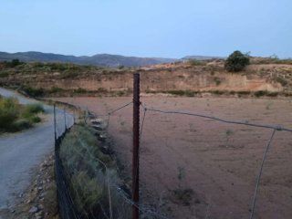 Terreno rústico con agua en Alpujarra