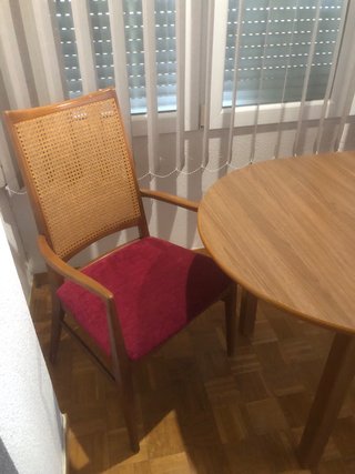 Mesa camilla y sillones