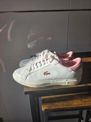 Zapatillas Lacoste Powercourt Blancas y Rosas