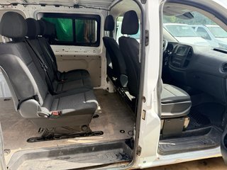 Reforma de asientos y ventanas
