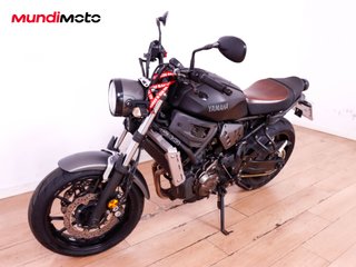 YAMAHA XSR 700 XTRIBUTE