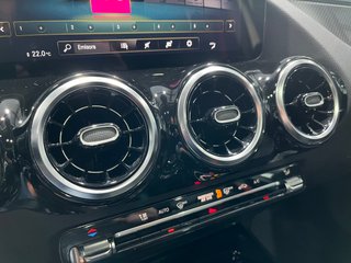 Mercedes-Benz GLA 45 AMG 2023