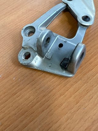 Soporte Estribera Delantera Izquierda