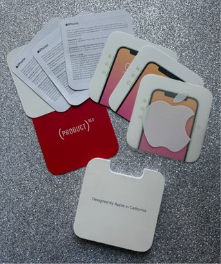iPhone 11 Rojo 64GB Caja y bolsa