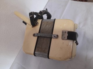 Fisarmonica Hohner Student VM 48 Bassi