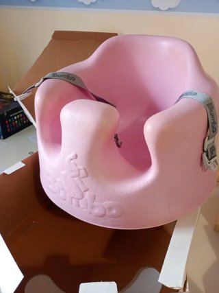 Bumbo rosa con caja y cinturón