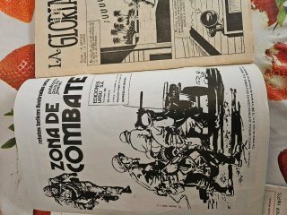 3 cómics; zona de combate.
