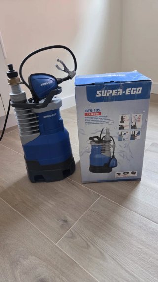 Bomba Sumergible SUPER-EGO BTS-135