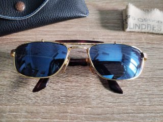 Gafas de sol STING doradas y azules