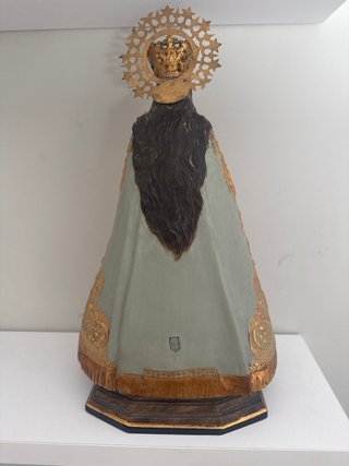 Virgen de los Desamparados con el Niño Jesús