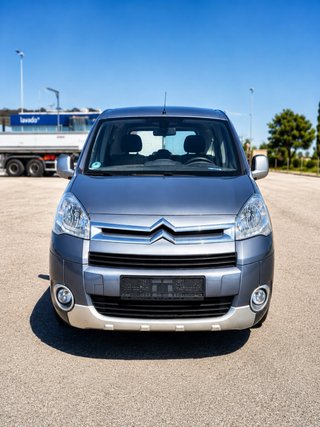 Citroen Berlingo 2011 muy bien cuidado.